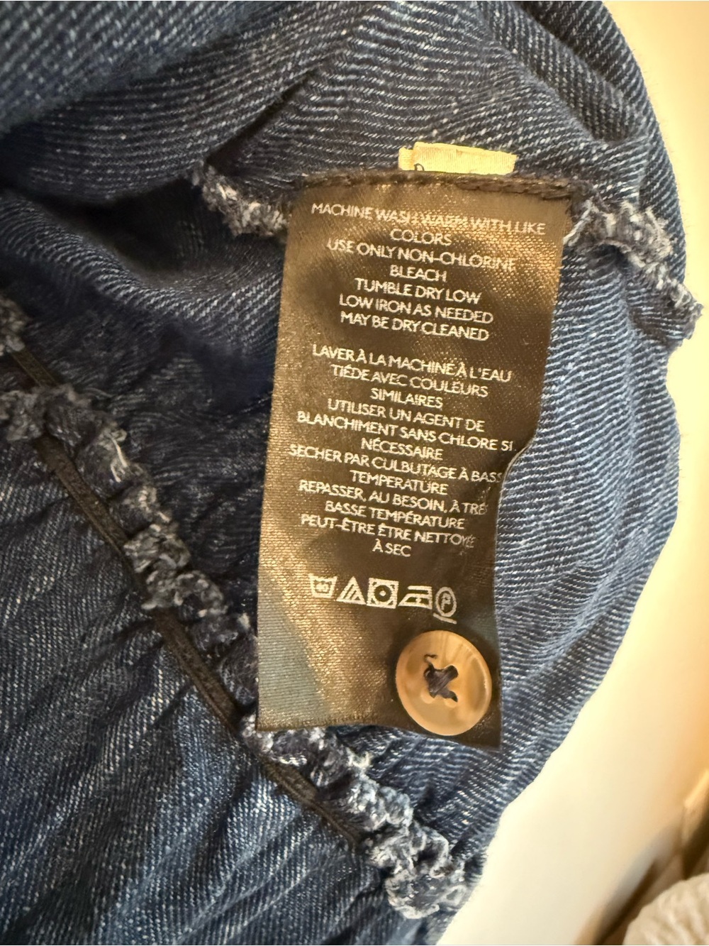Pilcro Anthropologie Denim Ruched Button Front Top Size Large Chambray Blouse - Picture 4 of 7